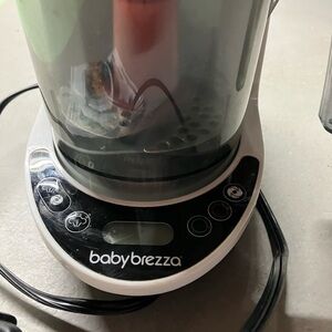 Baby Brezza One Step Deluxe Foodmaker - White/Black